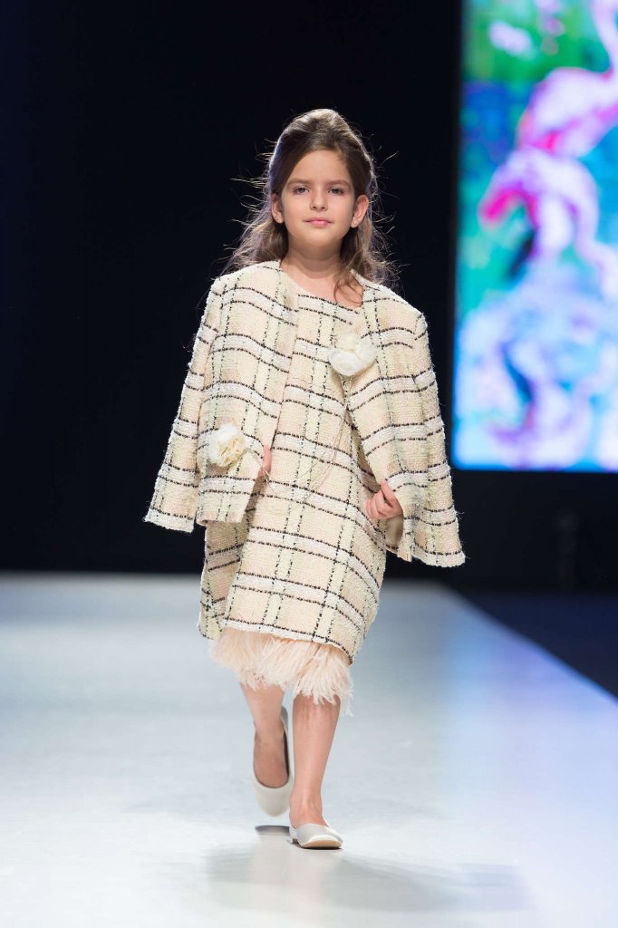拉脱维亚 走秀(runway) 2018春夏 女童装