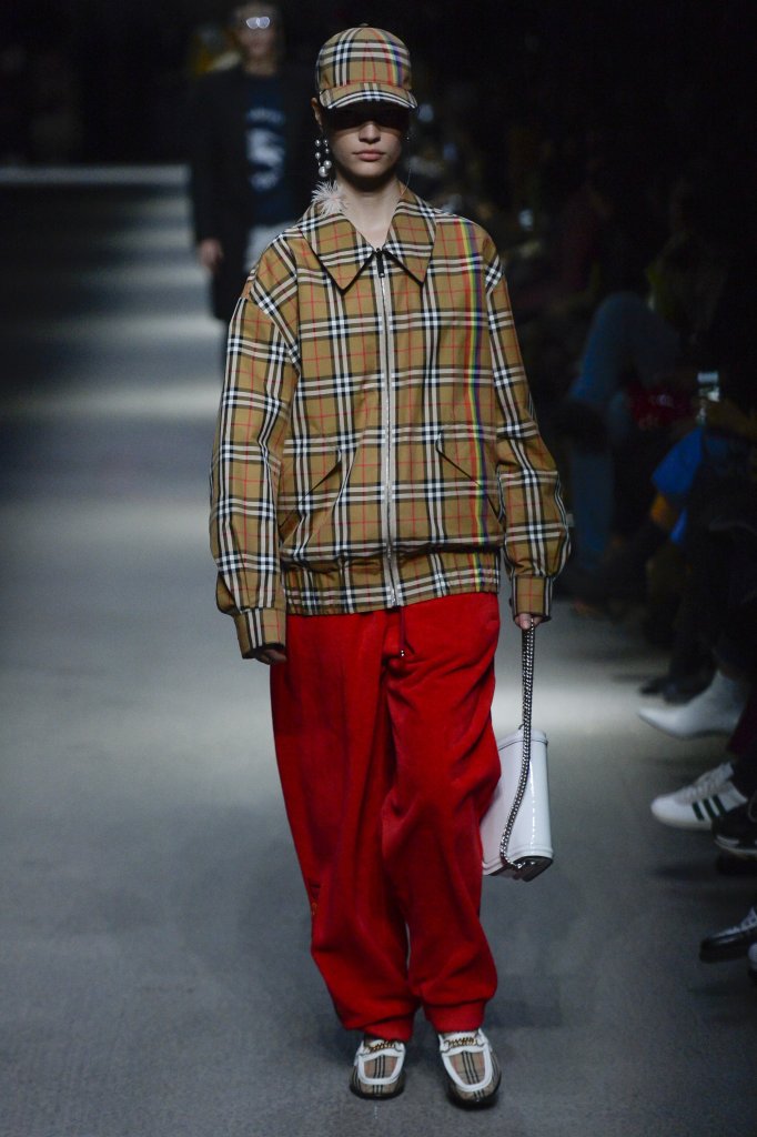 ͱ Ӣ ׶ (runway) 2018 Ůװ