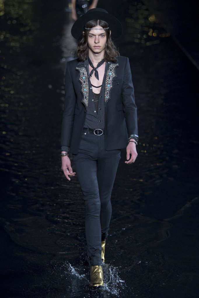 圣罗兰 法国 巴黎 走秀(runway) 2019春夏 女装