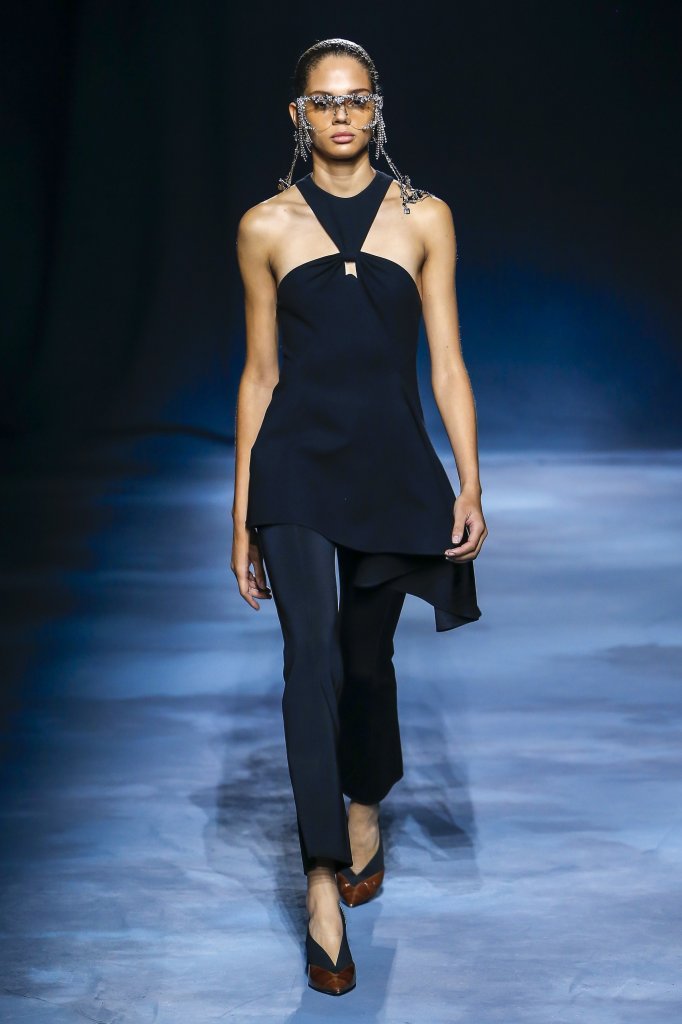 Givenchy paris,givenchyparis 纪梵希 givenchy 2019春夏高级成衣发布秀 - paris spring 2019