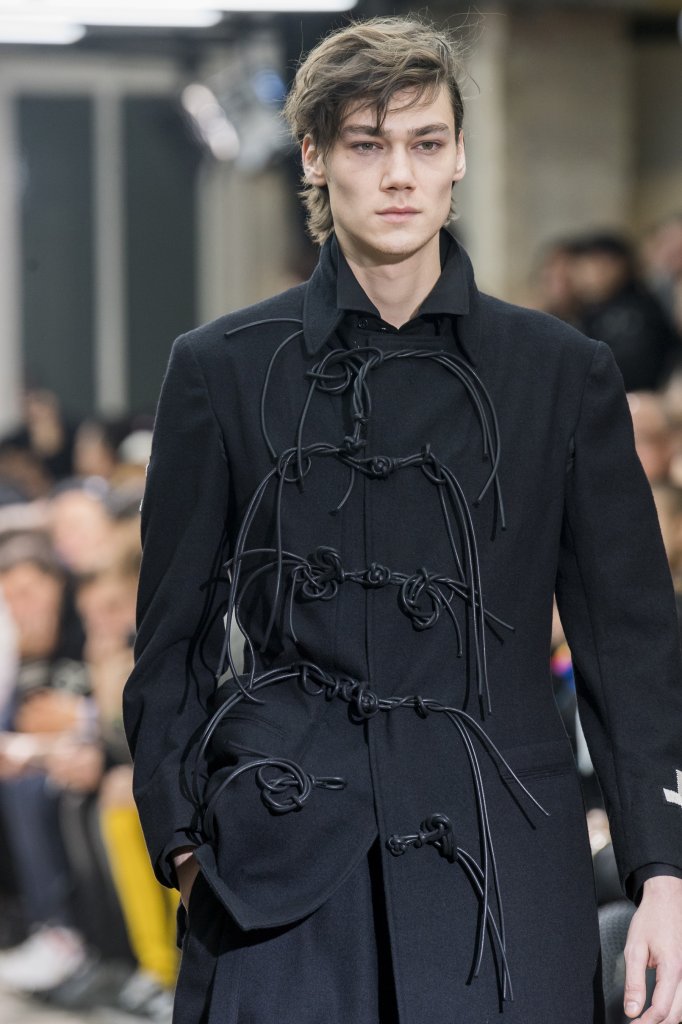 山本耀司 yohji yamamoto 2019/20秋冬男装发布秀(细节) - paris fall