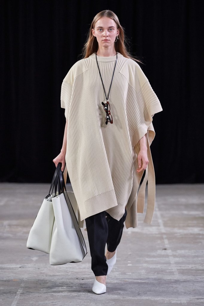 日本 东京 走秀(runway 2019/20秋冬 女装
