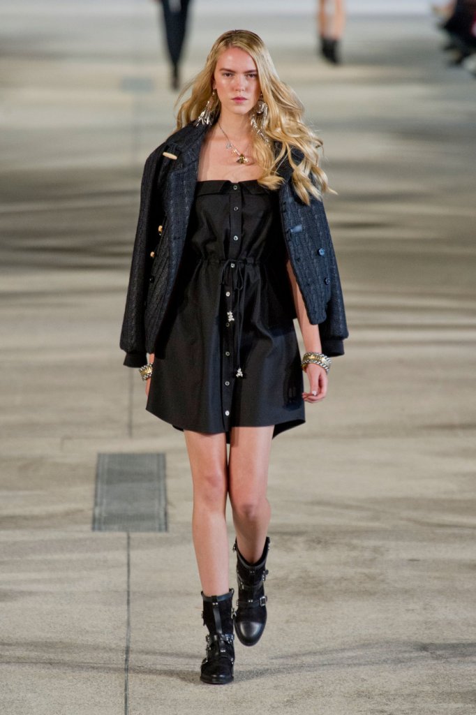 t台 巴黎时装周 2013春夏 艾历克西斯·马毕 法国 巴黎 女装 走秀