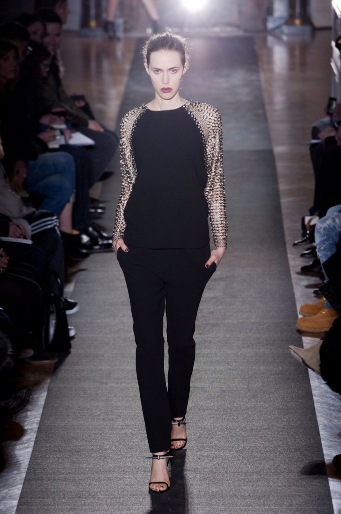 安东尼·瓦卡莱洛 Anthony Vaccarello 2013秋冬时装发布秀 - Paris Fall 2013