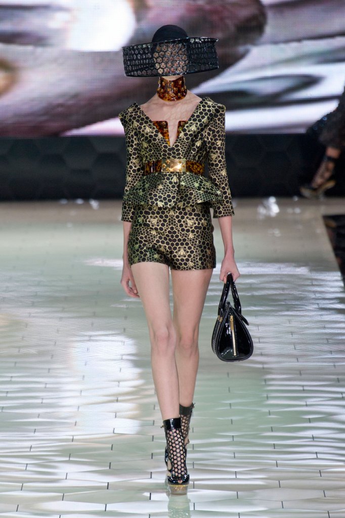 亚历山大·麦昆 alexander mcqueen 2013春夏时装发布秀 - paris