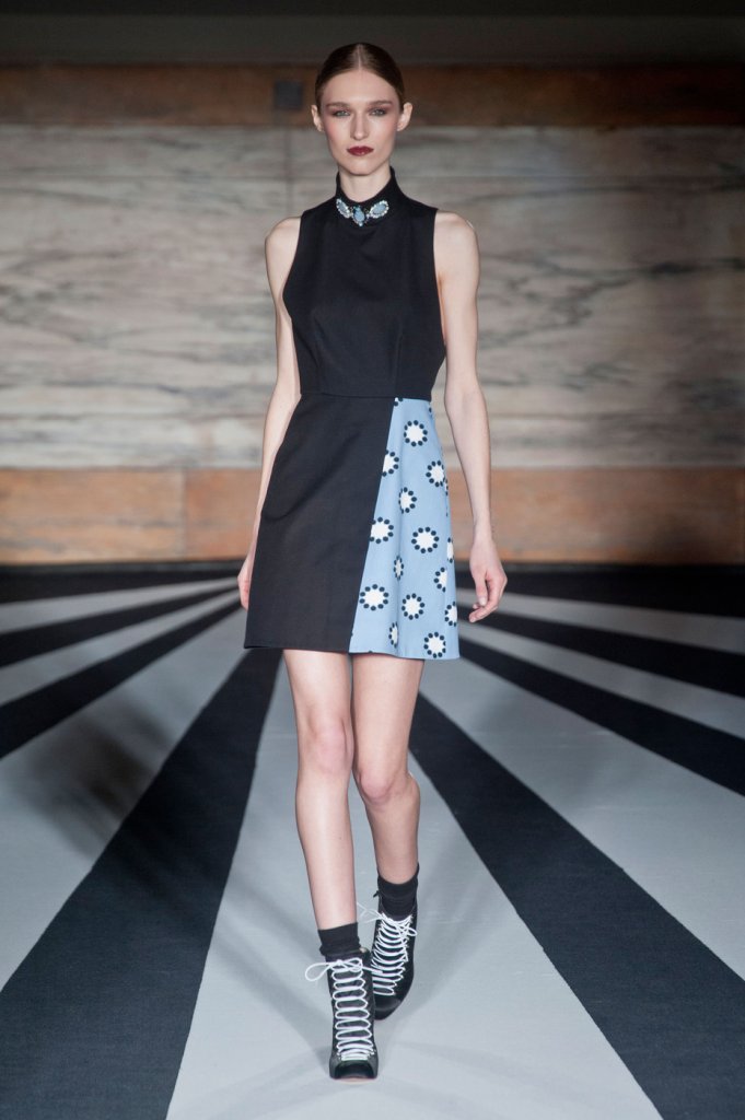 马修·威廉姆森 Matthew Williamson 2014秋冬时装发布秀 - London Fall 2014