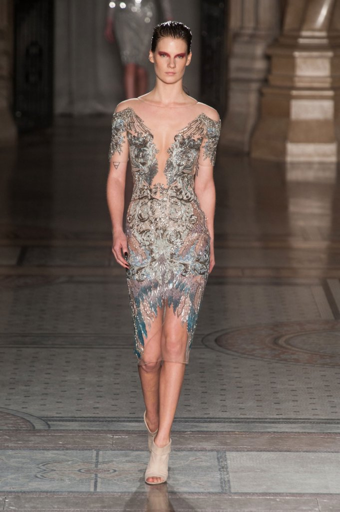 朱利安·麦克唐纳德	 Julien Macdonald 2014秋冬时装发布秀 - London Fall 2014