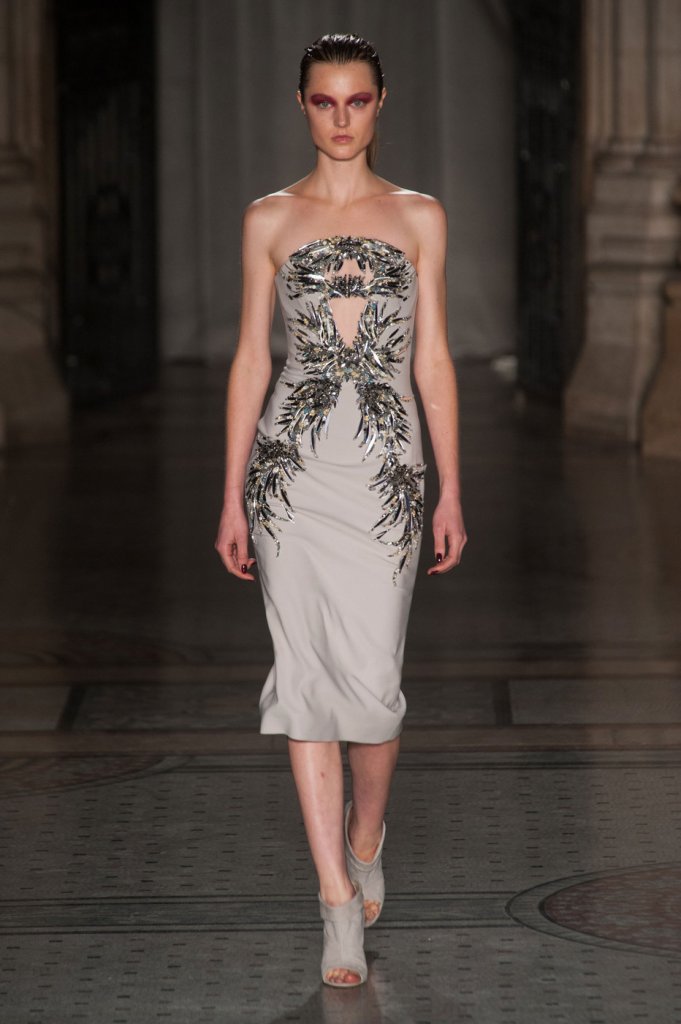 朱利安·麦克唐纳德	 Julien Macdonald 2014秋冬时装发布秀 - London Fall 2014