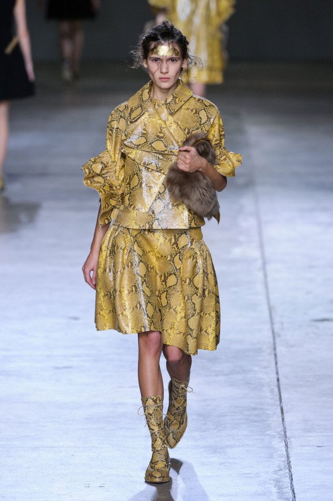 西蒙娜·罗莎 Simone Rocha 2014秋冬时装发布秀 - London Fall 2014