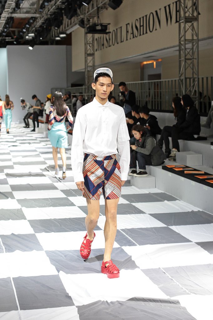 pushBUTTON 2014春夏时装发布秀 - Seoul Spring 2014