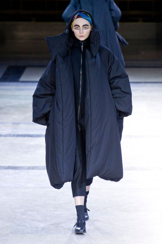 山本耀司 Yohji Yamamoto 2014秋冬时装发布秀 - Paris Fall 2014