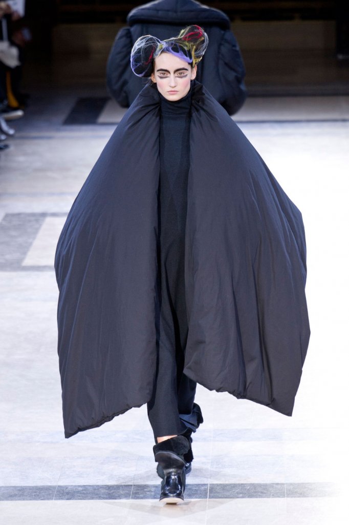 山本耀司 Yohji Yamamoto 2014秋冬时装发布秀 - Paris Fall 2014