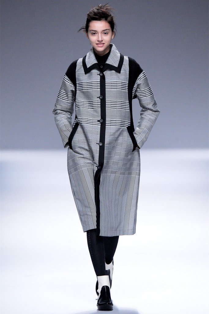 三宅一生 issey miyake 2013/14秋冬系列时装发布秀 - paris fall