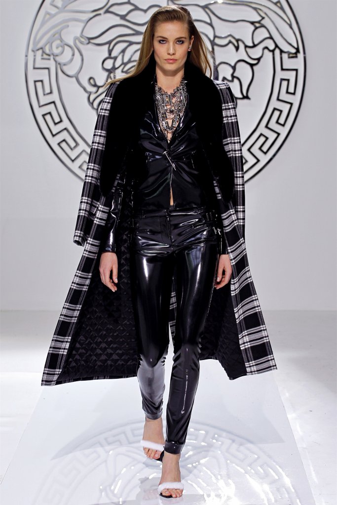范思哲 Versace 2013/14秋冬系列时装发布秀 - Milan Fall 2013