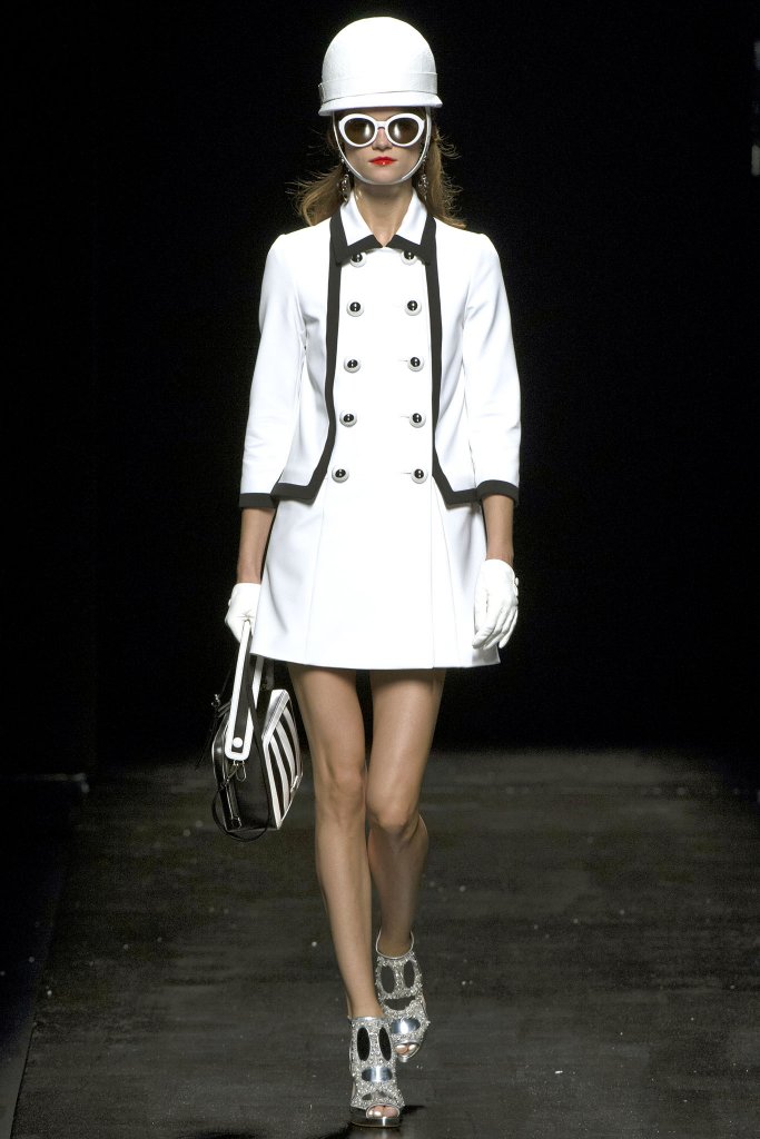 莫斯奇诺 Moschino 2013春夏系列时装秀 - Spring / Summer 2013