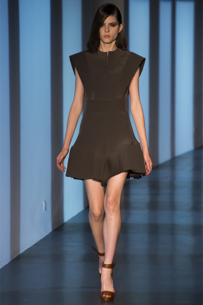 蒂埃里·穆勒 Mugler 2013春夏系列时装秀 - Spring / Summer 2013