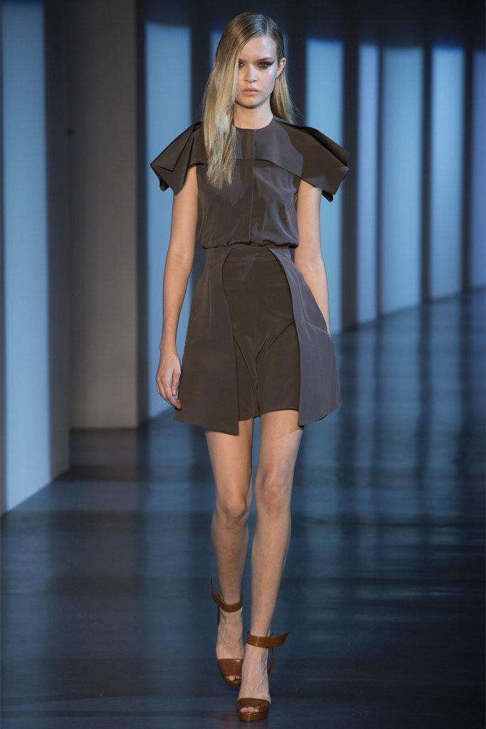 蒂埃里·穆勒 Mugler 2013春夏系列时装秀 - Spring / Summer 2013