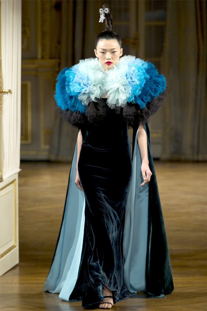 艾历克西斯·马毕 Alexis Mabille 2012秋冬高级定制发布秀－Couture Fall 2012