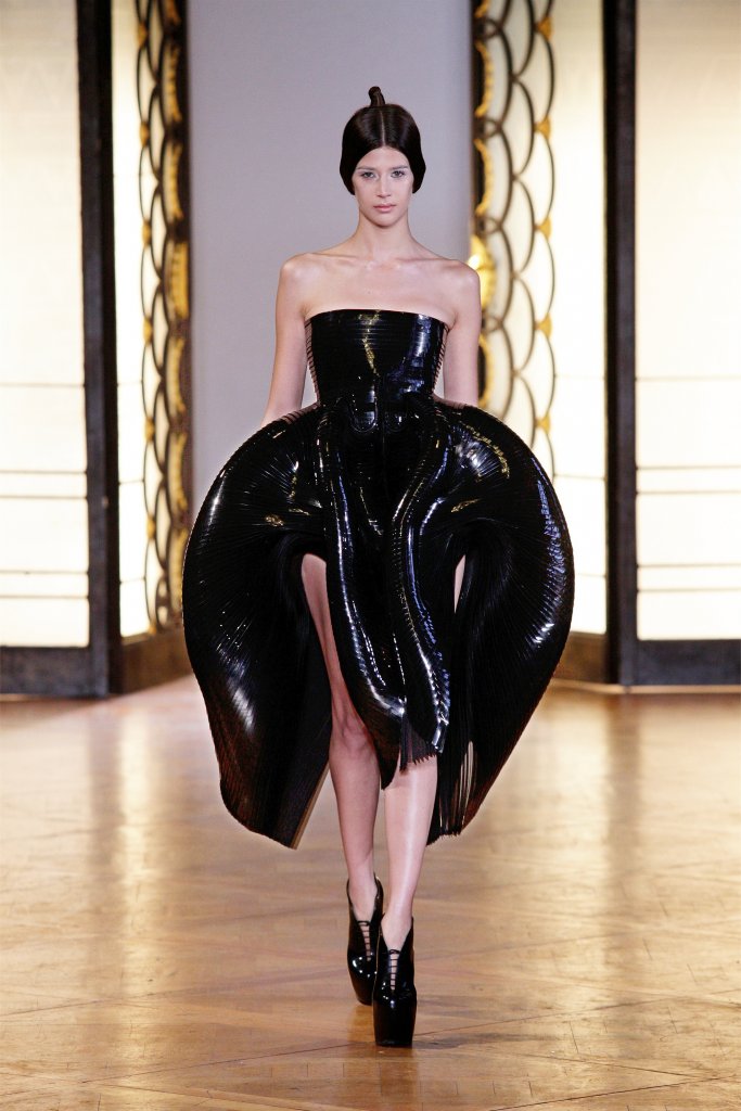 艾里斯·范·荷本 Iris Van Herpen 2012秋冬高级定制发布秀－Couture Fall 2012