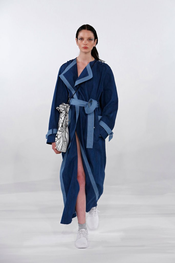 2015春夏 新加坡 女装 风衣 外套 服装 走秀