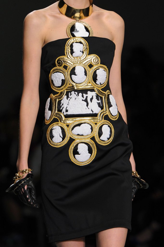 2015春夏 女装 酒会礼服裙 裙子 服装 抹胸连衣裙 皮革手套 手套 配饰