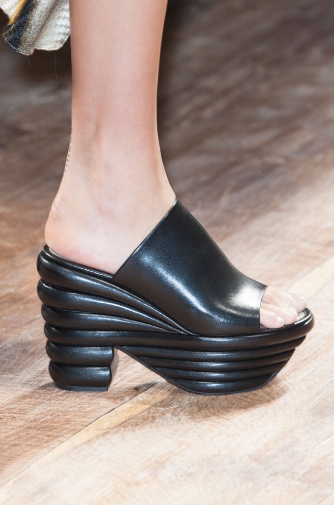 菲拉格慕 Salvatore Ferragamo 2015春夏系列时装发布秀(细节部分) - Milan Spring 2015