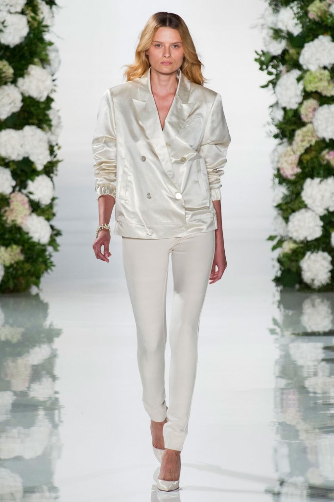 瓦连京·尤达什金 Valentin Yudashkin 2015春夏系列时装发布秀 - Paris Spring 2015