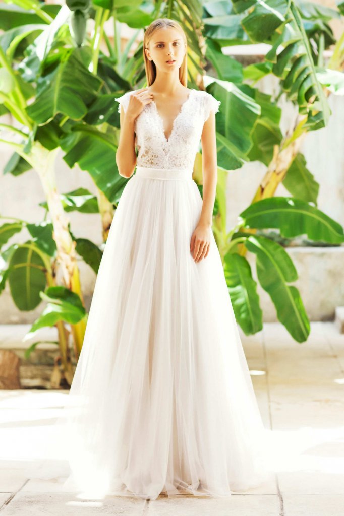 色彩薄纱鸡尾酒礼服