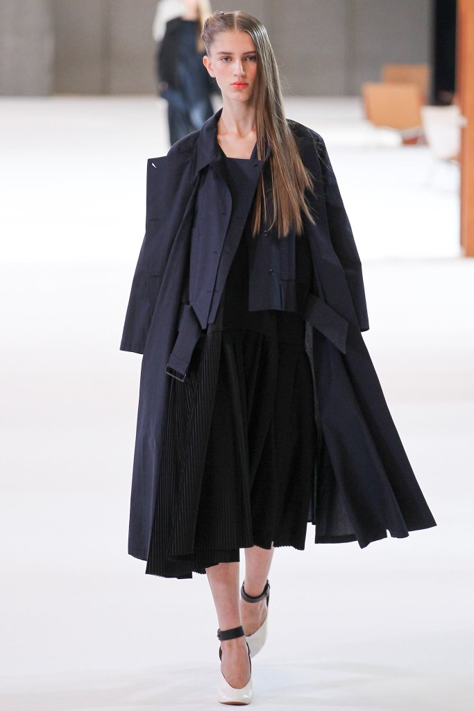 克里斯托弗·勒梅尔 Christophe Lemaire 2015春夏系列时装发布秀 - Paris Spring 2015