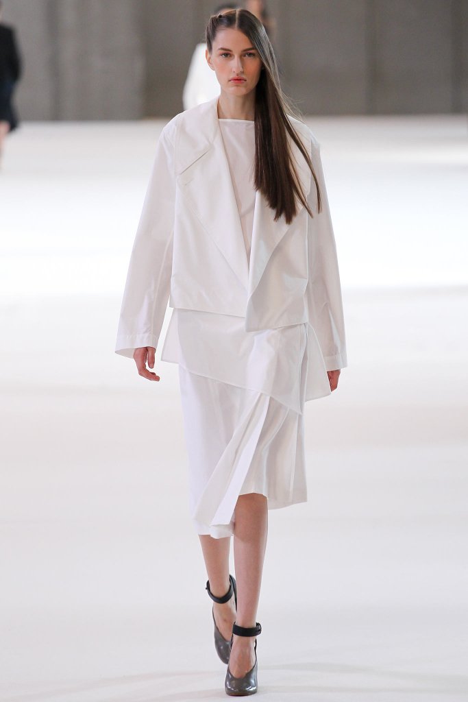 克里斯托弗·勒梅尔 Christophe Lemaire 2015春夏系列时装发布秀 - Paris Spring 2015