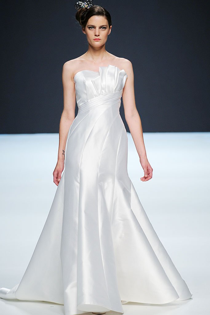 李承真 Lee Seung Jin 2012年春夏系列婚纱发布秀 - Spring 2012 Bridal Collection