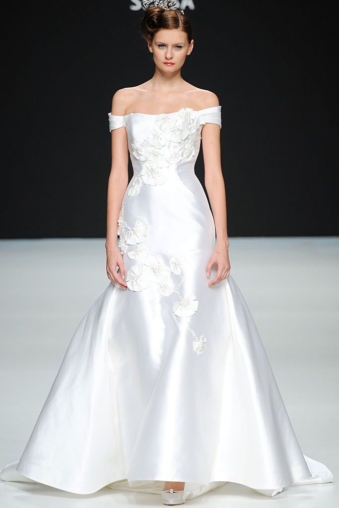 李承真 Lee Seung Jin 2012年春夏系列婚纱发布秀 - Spring 2012 Bridal Collection