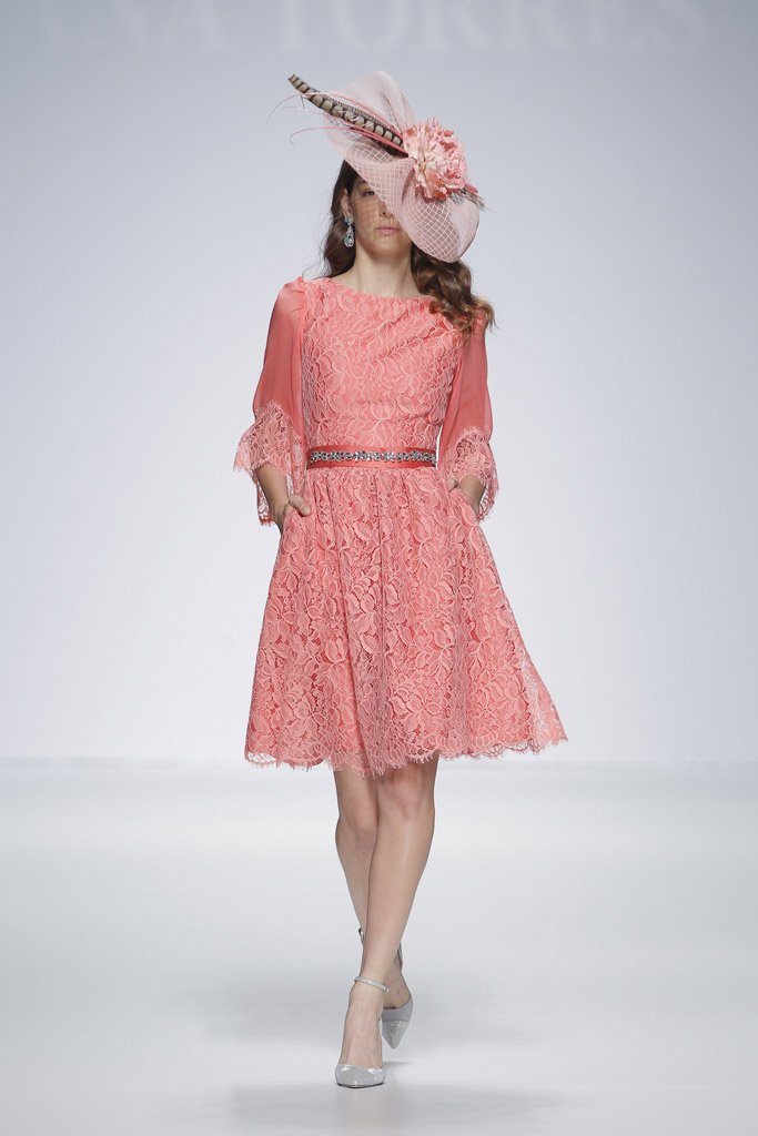 阿娜·托雷斯 Ana Torres 2015春夏系列婚纱发布秀 - Spring / Summer 2015