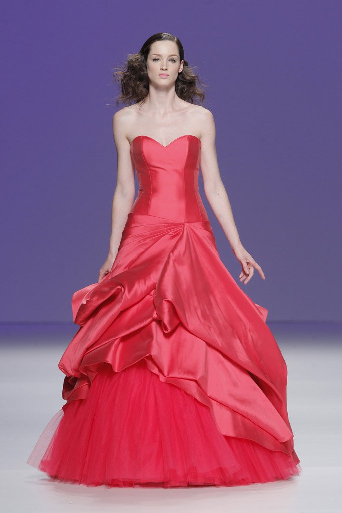 Cymbeline 2015春夏系列婚纱发布秀 - Spring / Summer 2015