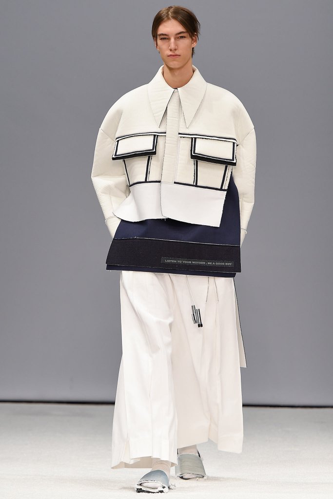 H&m Design H&M Design Award 2015/16秋冬系列时装发布秀 - Stockholm Fall 2015-天天时装-口袋里的时尚指南