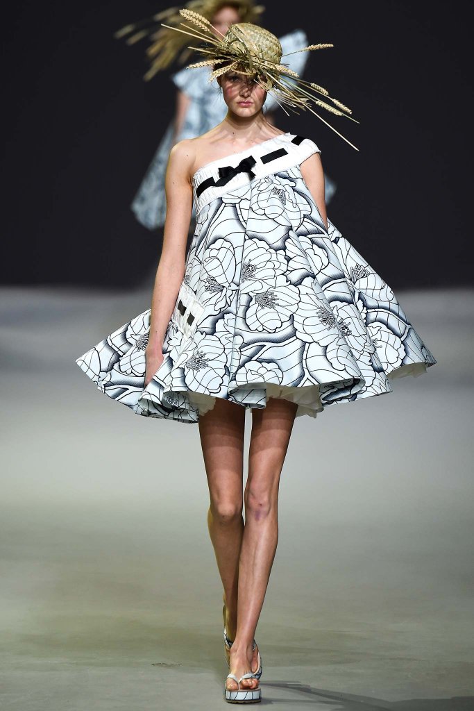 维果罗夫 Viktor & Rolf 2015春夏高级定制发布秀－Couture Spring 2015