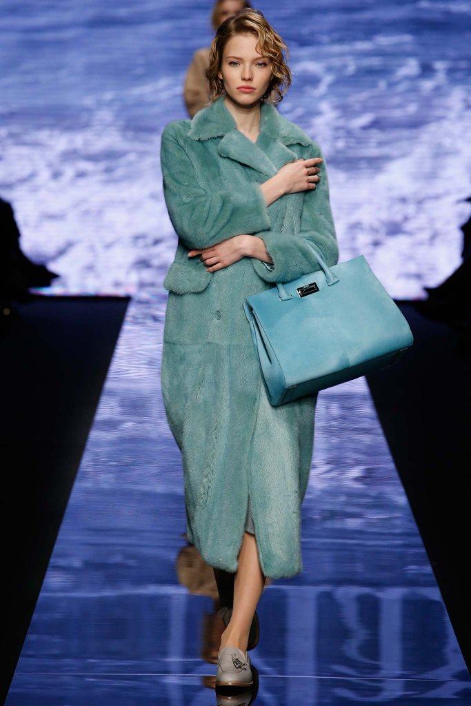 麦丝玛拉 Max Mara 2015/16秋冬系列时装发布秀 - Milan Fall 2015