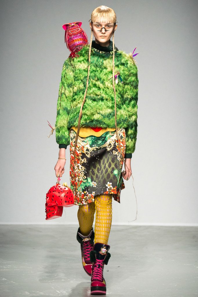 曼尼什·阿若拉 Manish Arora 2015/16秋冬系列时装发布秀 - Paris Fall 2015