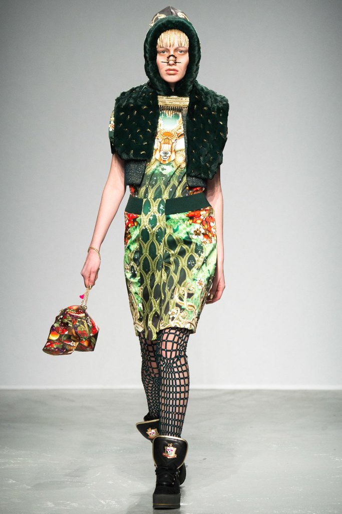 曼尼什·阿若拉 Manish Arora 2015/16秋冬系列时装发布秀 - Paris Fall 2015