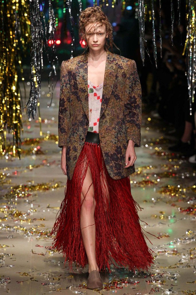 维维安·韦斯特伍德 Vivienne Westwood 2015/16秋冬系列时装发布秀 - Paris Fall 2015