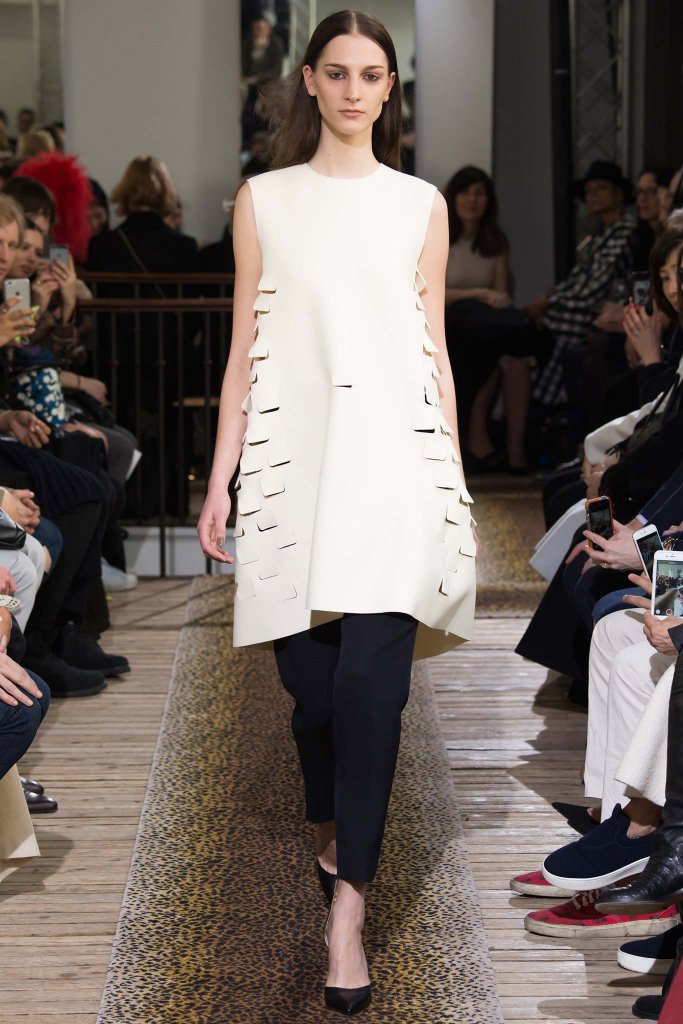 梅森·拉比·卡弗鲁兹 Maison Rabih Kayrouz 2015/16秋冬系列时装发布秀 - Paris Fall 2015