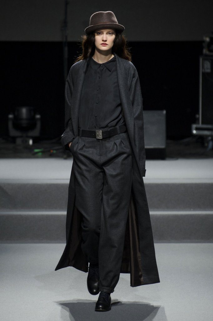 闲适优雅的中性风格