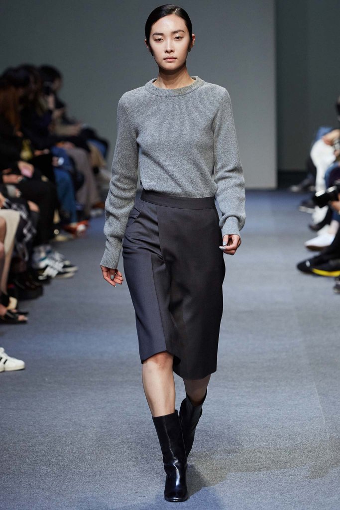 Low Classic 2015/16秋冬系列时装发布秀 - Seoul Fall 2015