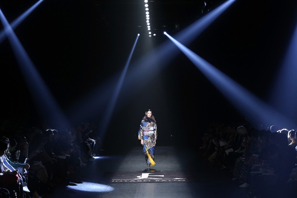 Jotaro Saito 2015/16秋冬系列时装发布秀 - Tokyo Fall 2015