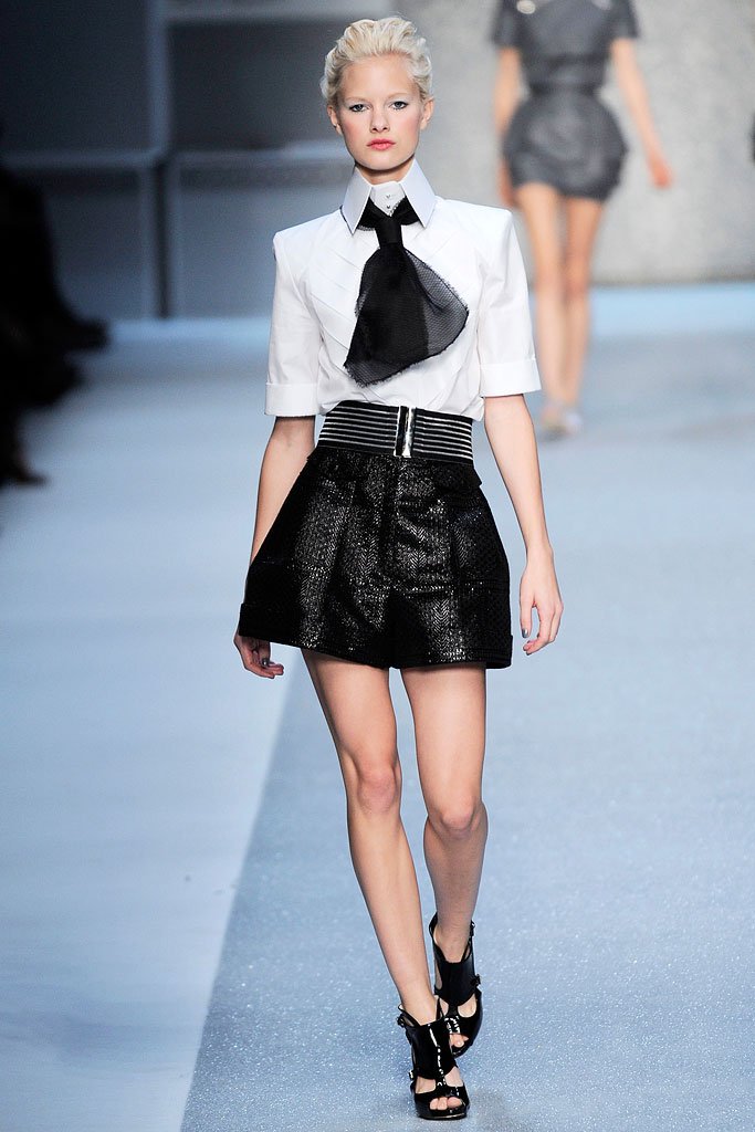 卡尔·拉格斐 karllagerfeld 2010春夏高级成衣系列时装发布秀