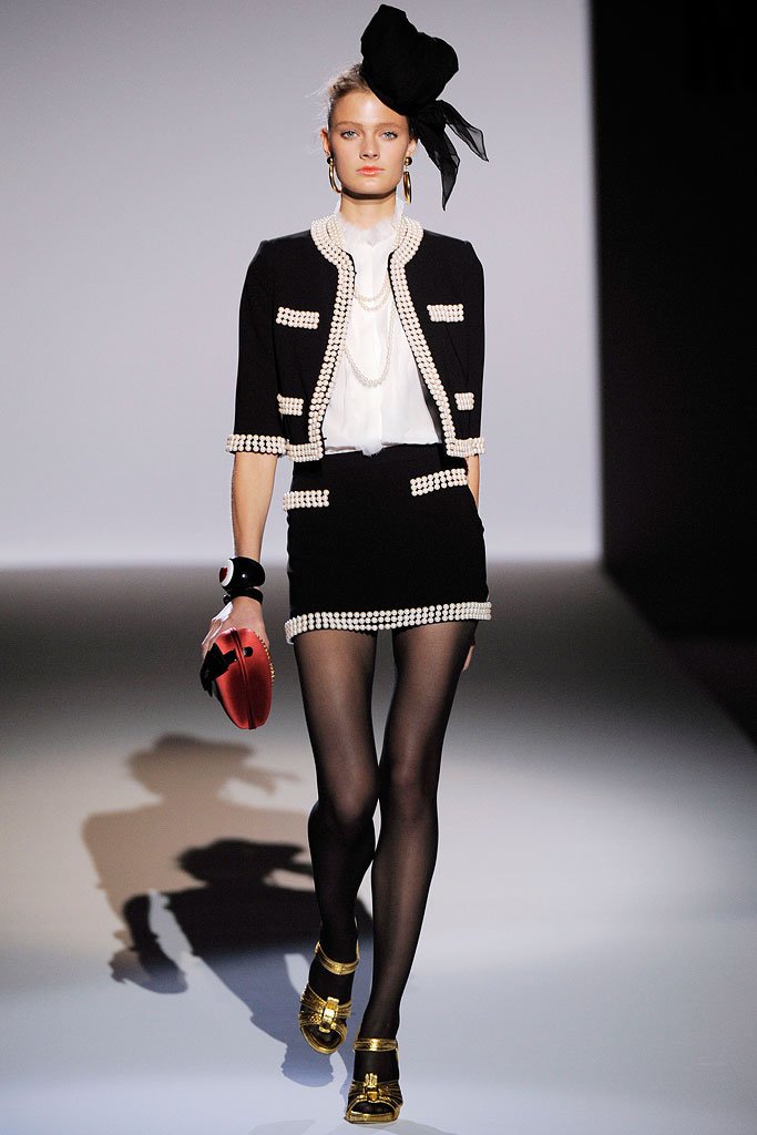 莫斯奇诺  Moschino  2010春夏高级成衣系列时装发布秀— Milan  Spring 2010