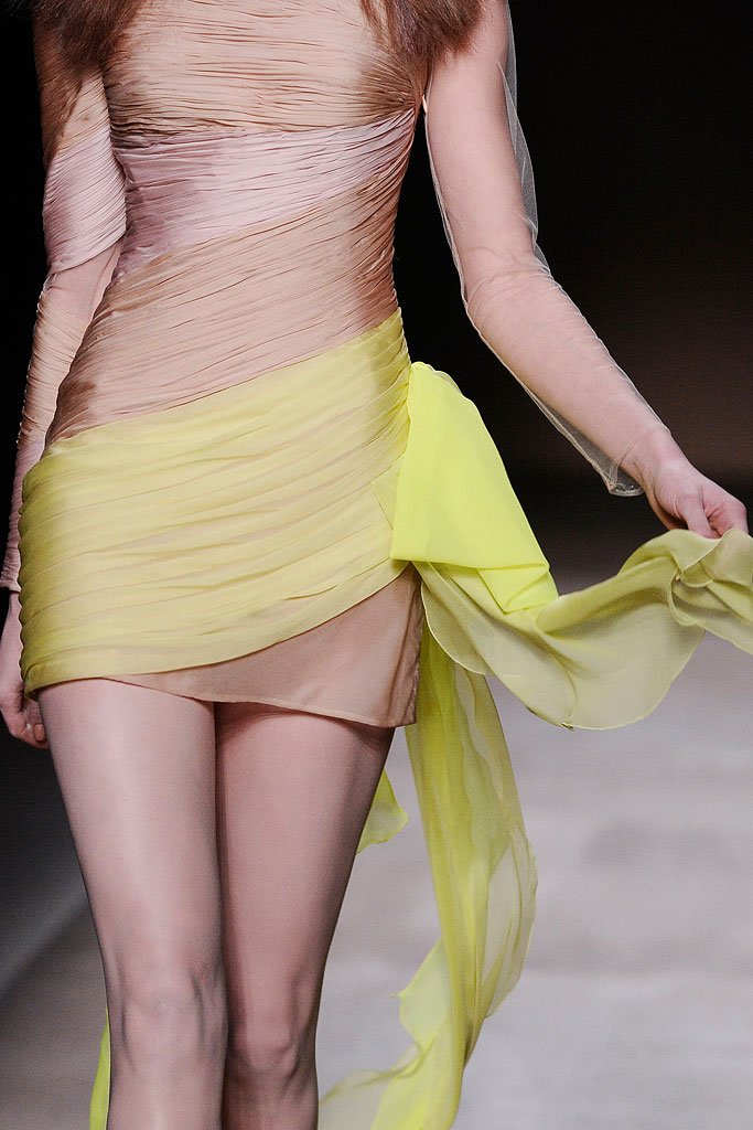 华伦天奴  Valentino  2010春夏系列时装发布秀 — Paris Spring 2010