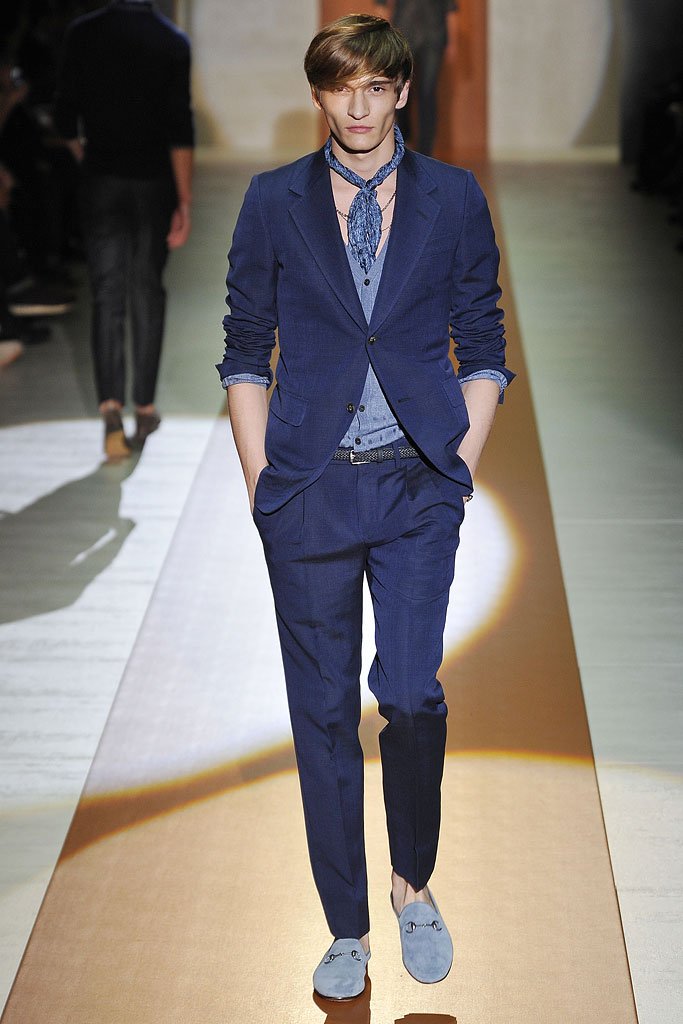 古驰 Gucci 2011春夏男装发布秀 -Milan Spring / Summer 2011 Men's-天天时装-口袋里的时尚指南