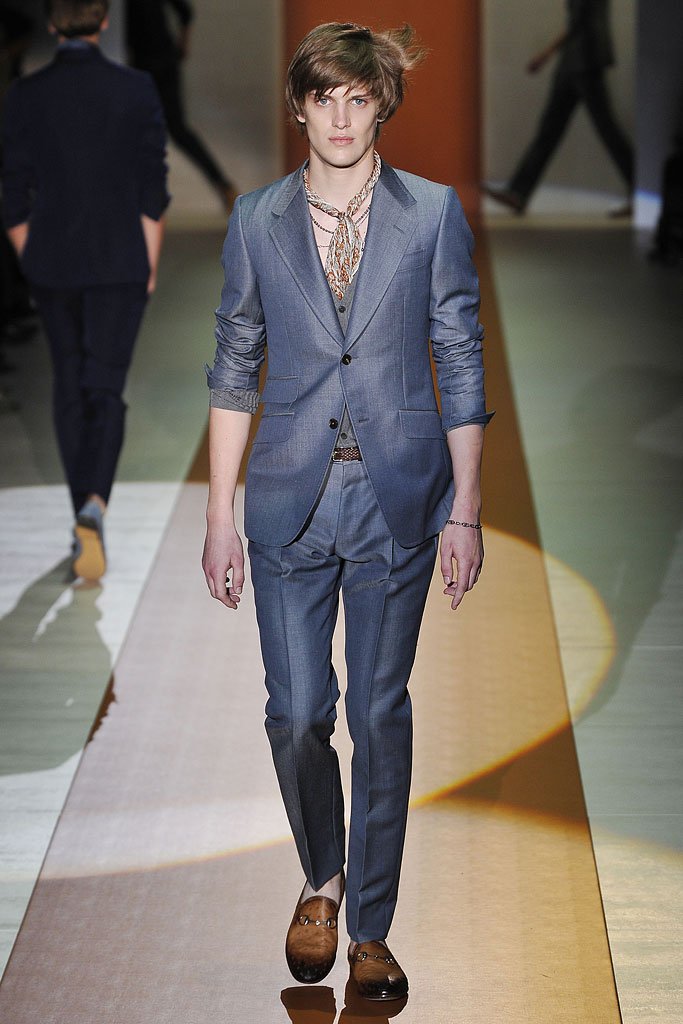 古驰 Gucci 2011春夏男装发布秀 -Milan Spring / Summer 2011 Men's-天天时装-口袋里的时尚指南