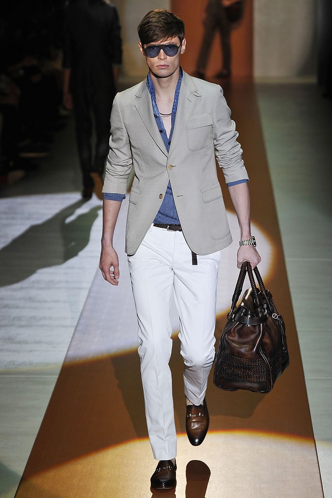 古驰 Gucci 2011春夏男装发布秀 -Milan Spring / Summer 2011 Men's-天天时装-口袋里的时尚指南